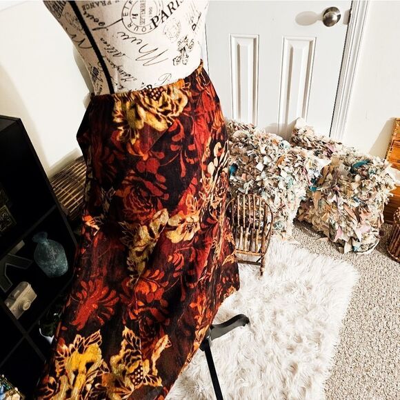 Vintage R.Q.T Rustic Floral Print Midi Skirt - Picture 15 of 15
